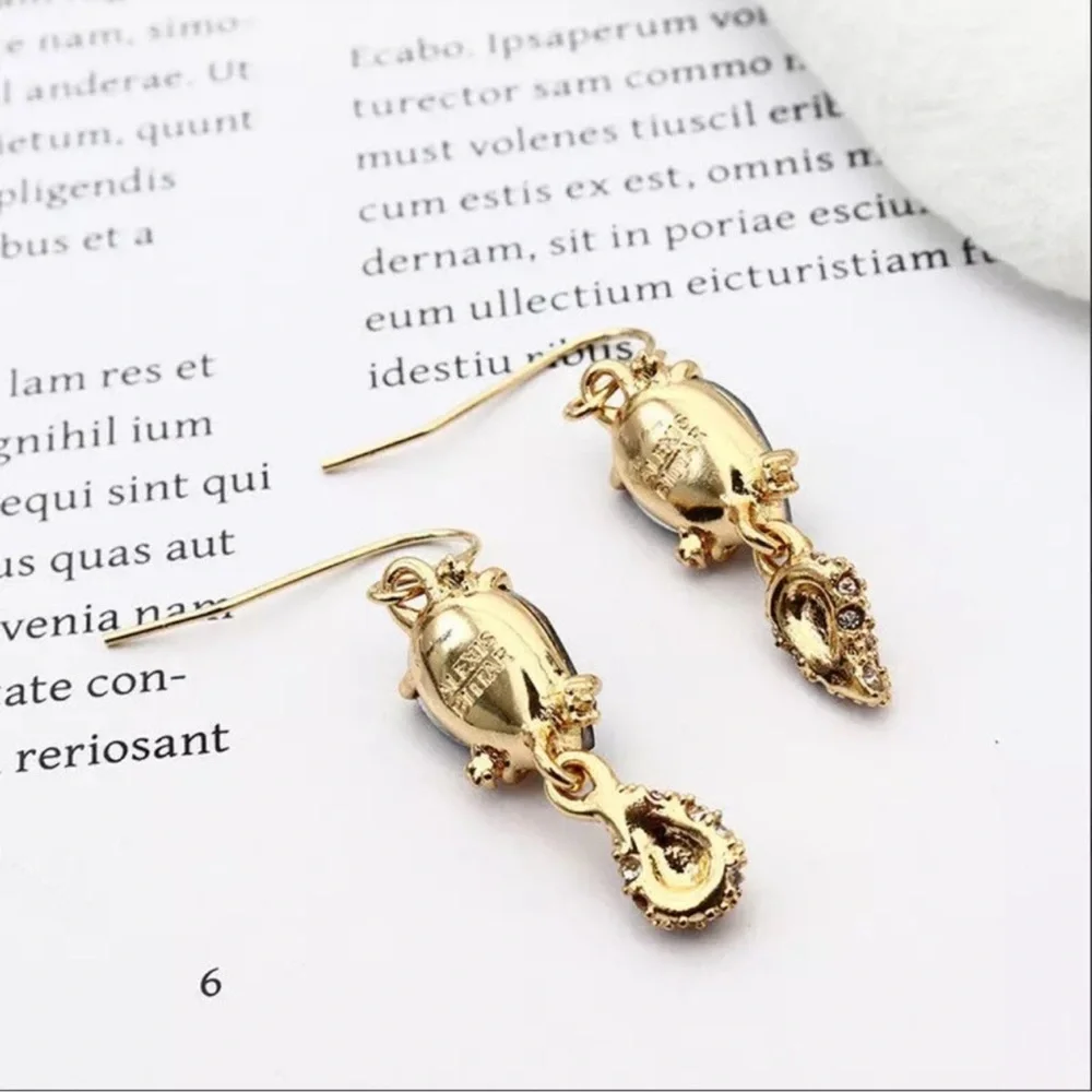 $148 New Alexis Bittar Fashionable and retro droplet shaped earrings